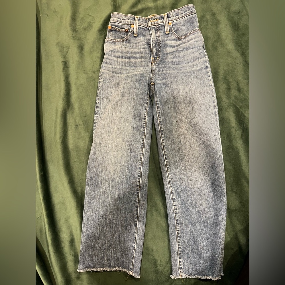 Madewell size 24 crop jean